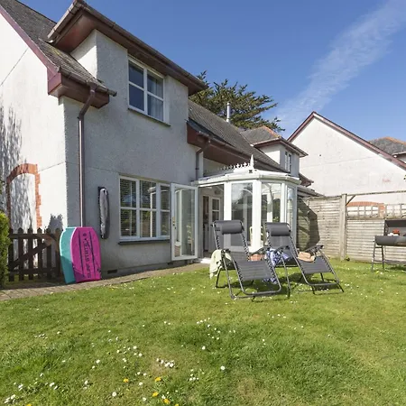 3 Menague Padstow